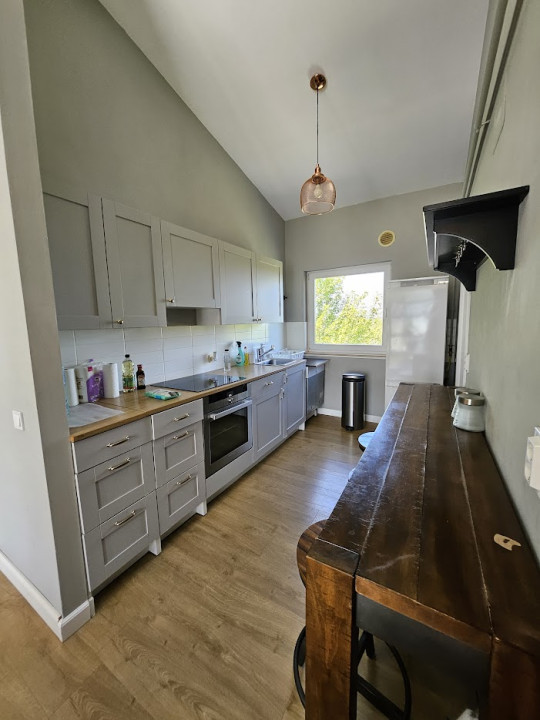 APARTAMENT MODERN 3 CAMERE BANEASA