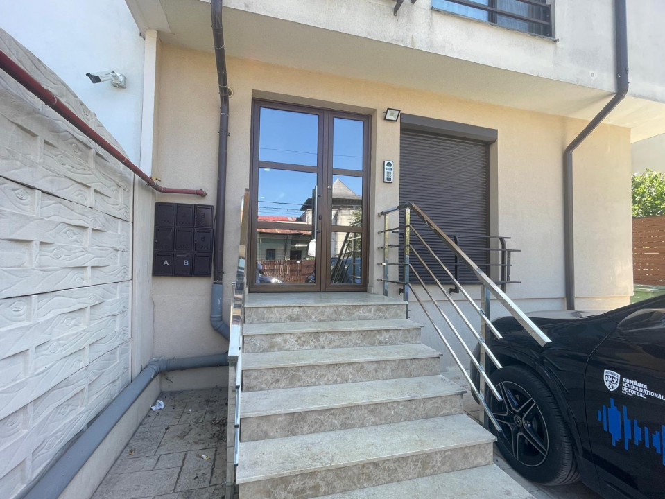 Apartament cu Terasă Generoasă în Zona Jiului
