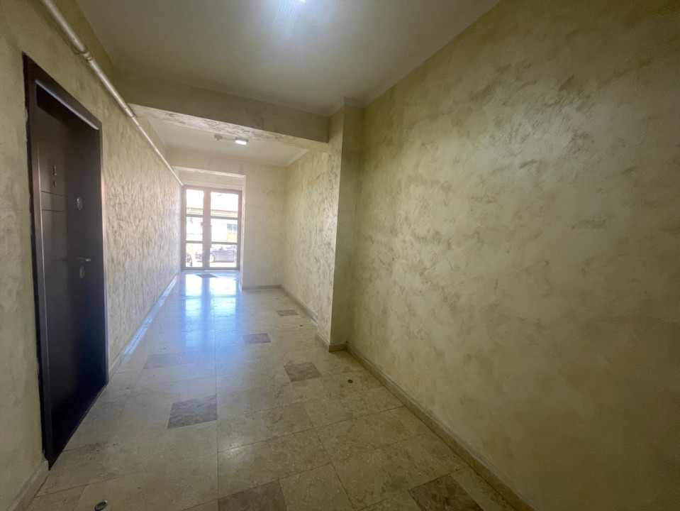 Apartament cu Terasă Generoasă în Zona Jiului