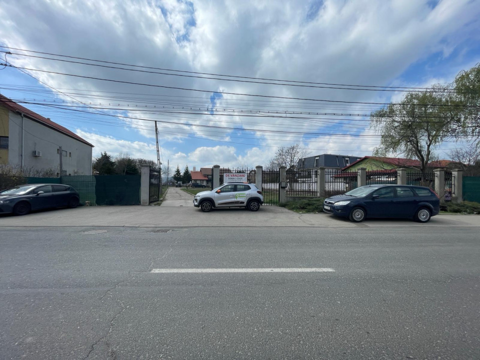  Vila cu 5 Camere în Inima Orașului Otopeni