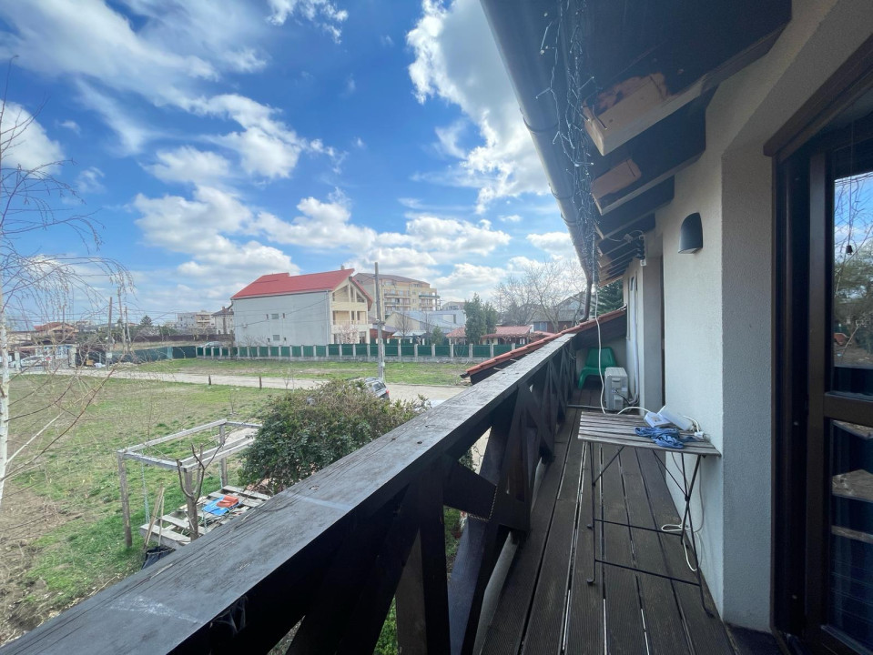  Vila cu 5 Camere în Inima Orașului Otopeni