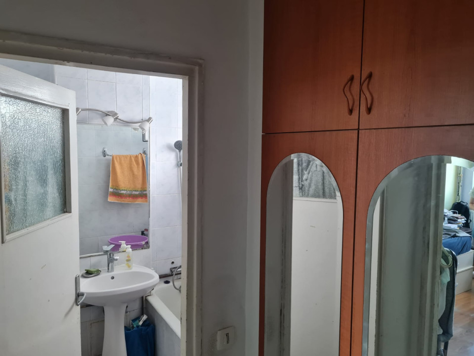 VANZARE APARTAMENT 2 CAMERE PAJURA 