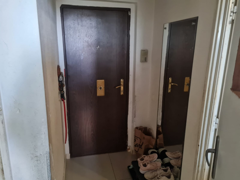 VANZARE APARTAMENT 2 CAMERE PAJURA 