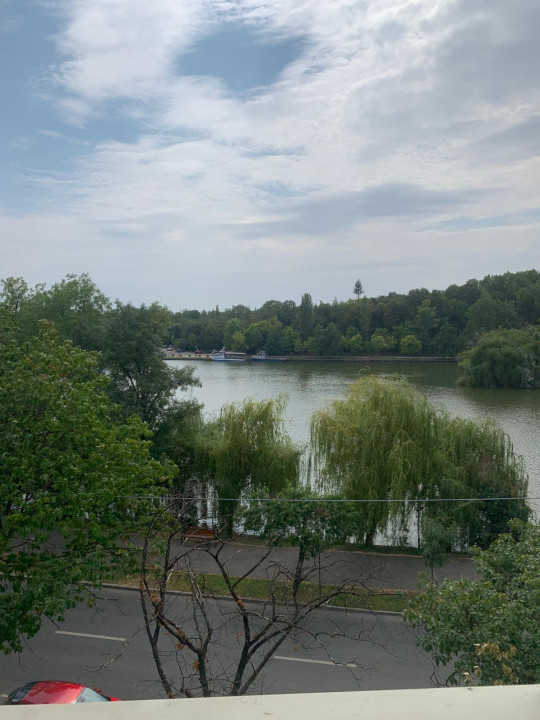 Apartament 2 camere cu vedere la Parcul Herastrau