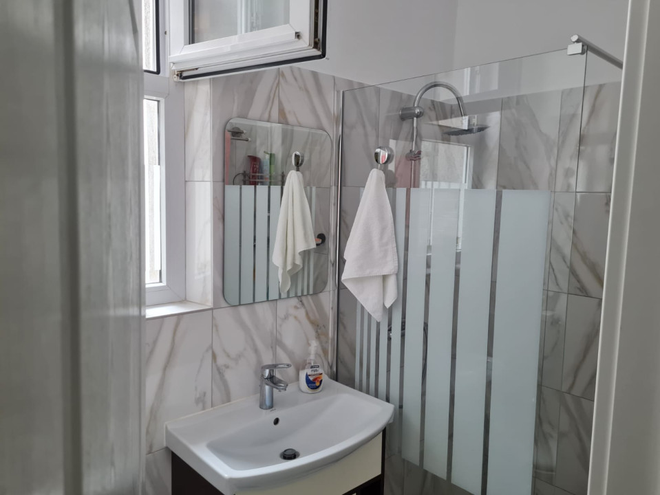 Casă  4 Camere în Zona  1 Mai/ Grivita - Oportunitate Unică!