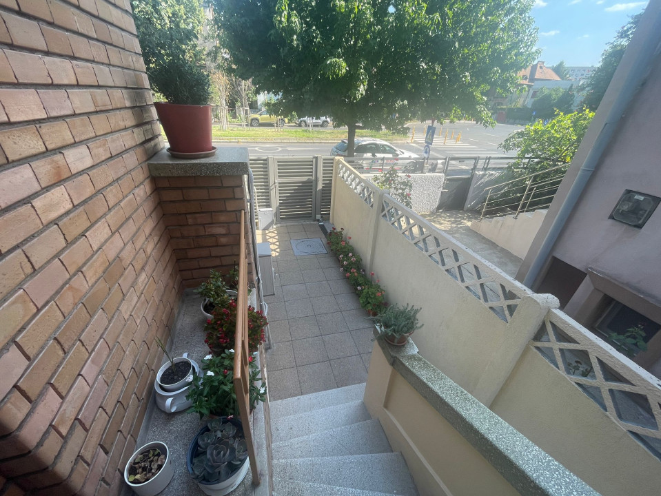 De inchiriat apartament confortabil - zona selecta Domenii