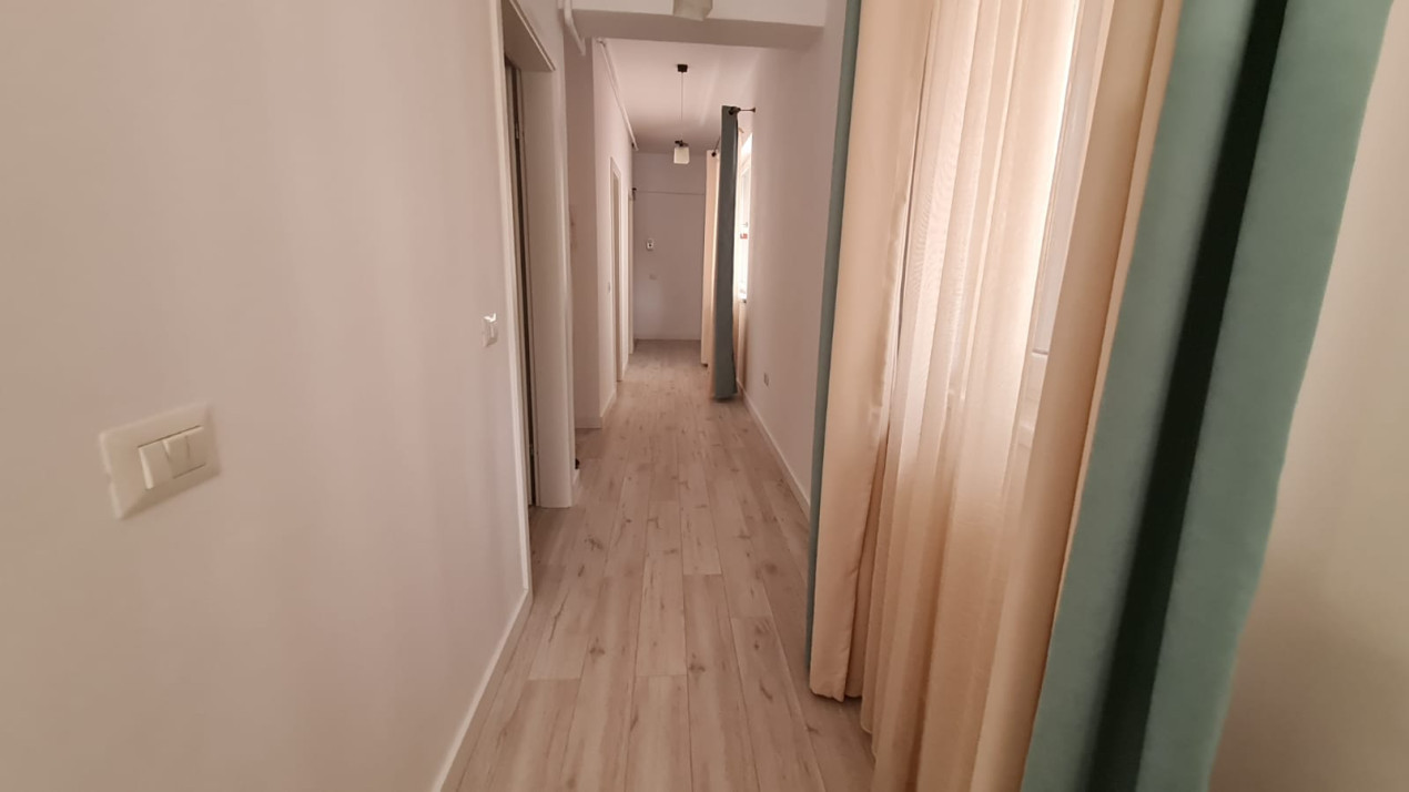 APARTAMENT LUX 3 CAMERE - DELEA NOUA 800 inchiriere termen scurt