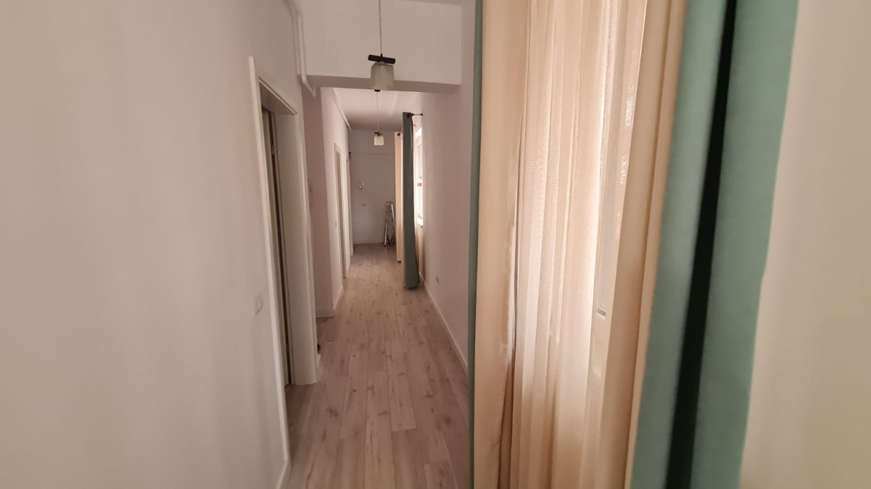 APARTAMENT LUX 3 CAMERE - DELEA NOUA 800 inchiriere termen scurt