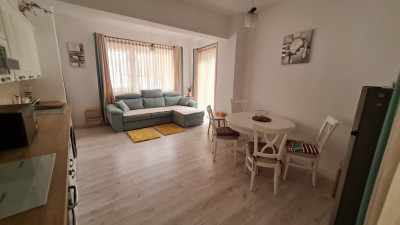 APARTAMENT LUX 3 CAMERE - DELEA NOUA 800 inchiriere termen scurt