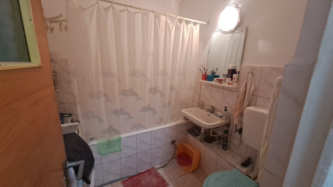 OCAZIE!!! APARTAMENT 2 CAMERE - TINERETULUI POLIVALENTA