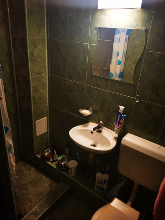 Apartament 3 Camere Decomandat în Zona Crângași, Str. Nucșoara