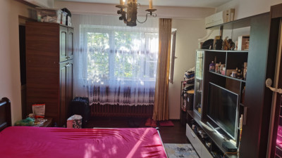 Apartament 3 Camere Decomandat în Zona Crângași, Str. Nucșoara