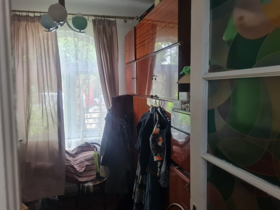 Apartament de Vânzare în Vila Istorică, Zona Domenii